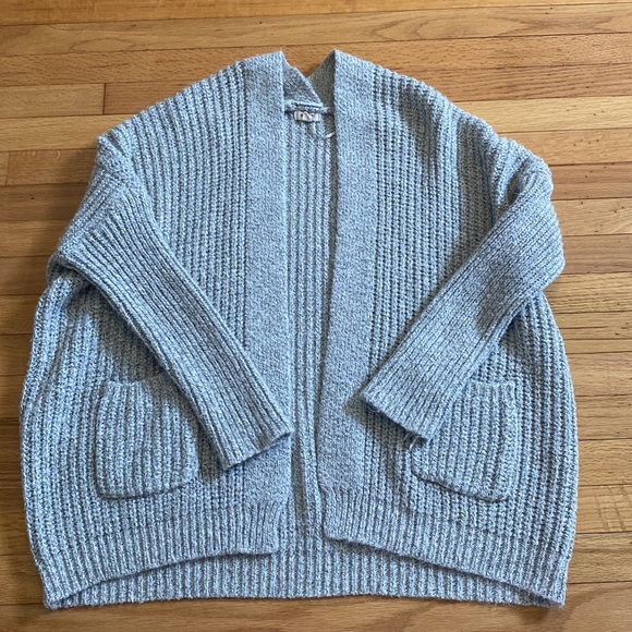 debut Sweaters - Grey Knit Cardigan